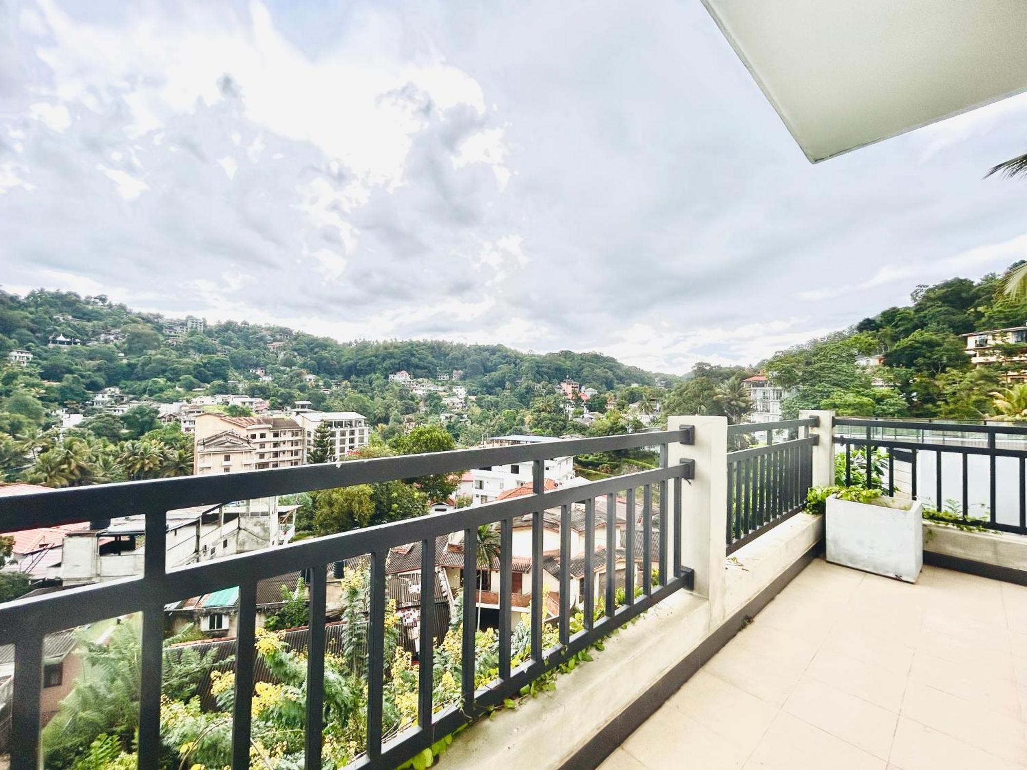 The Terrace Kandy Esterno foto
